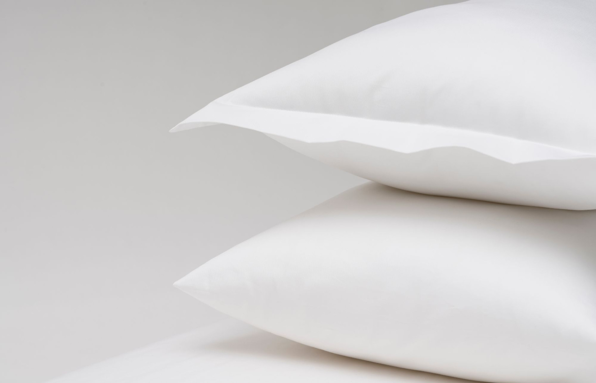 Organic Cloud Bed Linen in a refreshing white shade.