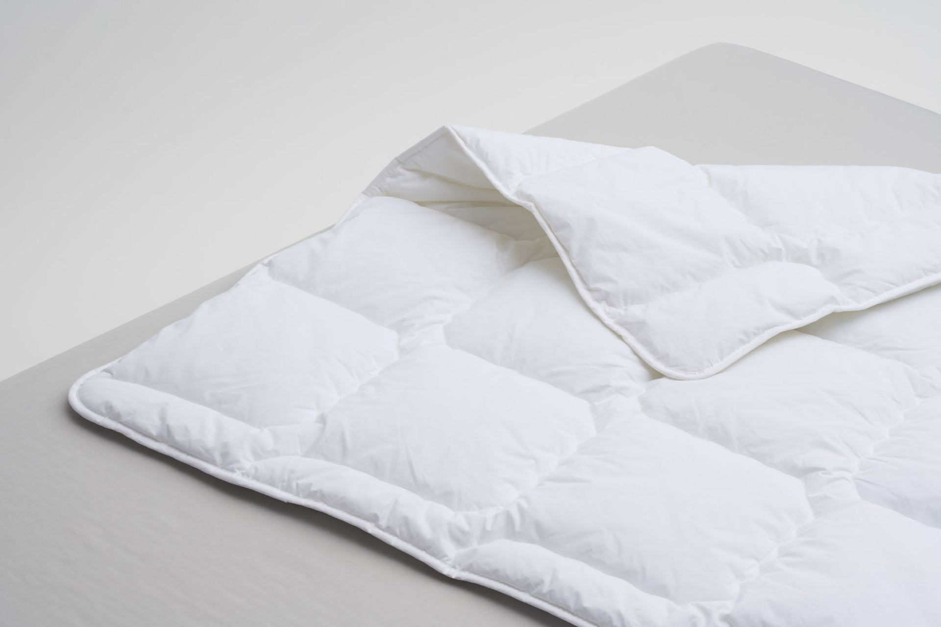 Peřiny Comfort Lightweight jsou pratelné a vhodné pro alergiky.